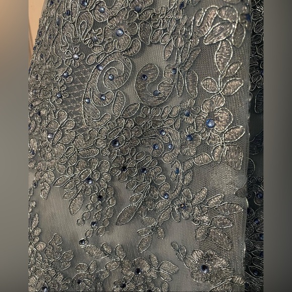 SHERRI HILL pageant/prom dress - Picture 6 of 6